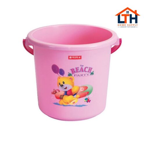 1-1016-1.jpg EMBER GAGANG PLASTIK 6 GALON LION STAR ELEGANT POLOS TANPA TUTUP