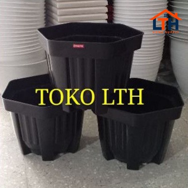 1-1056-1.jpg POT SEGI ENAM HITAM 30 CM PLASTIK / POT BUNGA / POT TANAMAN PLASTIK