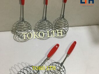 1-1087-1.jpg KOCOKAN TELUR MANUAL / ALAT PENGOCOK TELUR