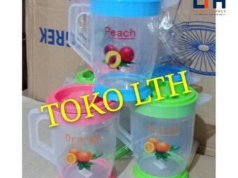 1-1128-1.jpg ESKAN TEKO AIR PLASTIK 1700 ML YURIKO WATERJUG PITCHER HOMMY 3802