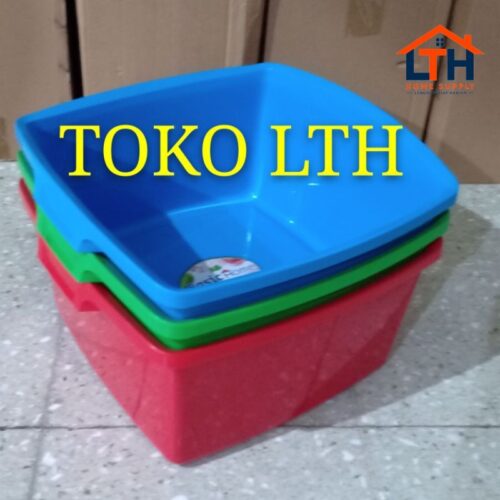 1-1180-1.jpg BASKOM SEGI NO 33 BASIC HOME LION STAR PLASTIK BA-62 BA62 BAK WASKOM PERSEGI SERBAGUNA