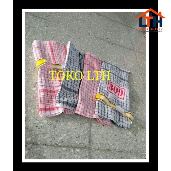 1-1240-1.jpg KAIN LAP KOTAK KATUN LAP PIRING SERBET 307 309 KUDA TERBANG