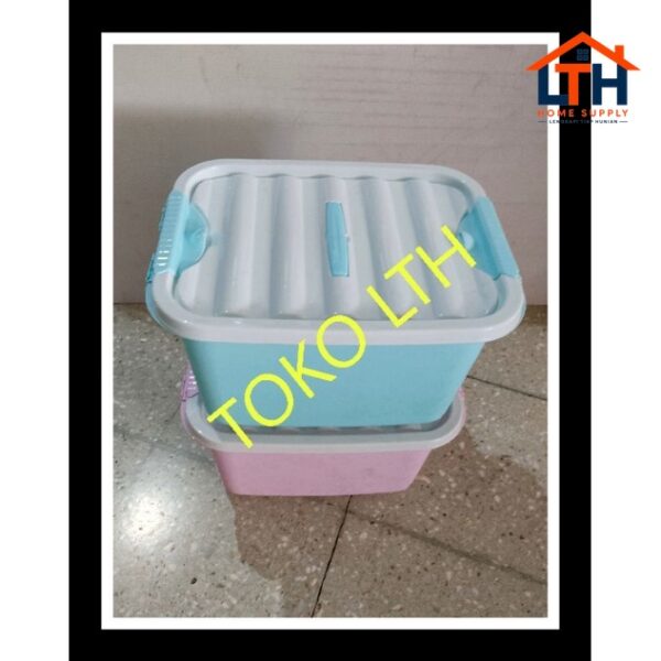 1-1260-1.jpg CONTAINER BOX 14 LITER REDHOUSE KOTAK JINJING SERBAGUNA PARCEL