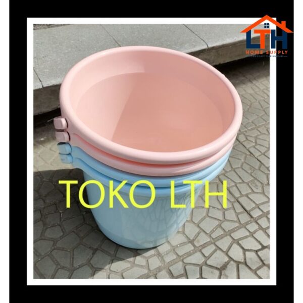 1-1270-1.jpg Ember Gagang Plastik 6 Galon 23L