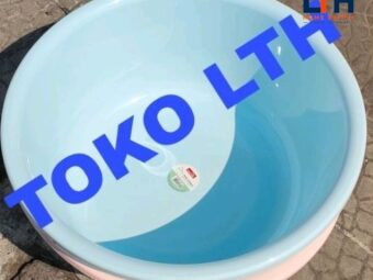 1-1279-1.jpg BASKOM JOLANG BESAR JUMBO BULAT PLASTIK EMBER CUCI BASIN 22" 27" 30" REDHOUSE