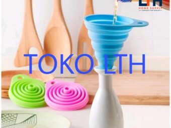 1-1281-1.jpg CORONG AIR MINYAK FLEKSIBEL SILIKON PLASTIK PORTABLE LIPAT
