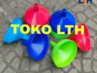 1-1326-1.jpg CORONG AIR 10 CM PLASTIK WARNA CORONG MINYAK SERBAGUNA CORONG KECIL DAPUR 8 CM