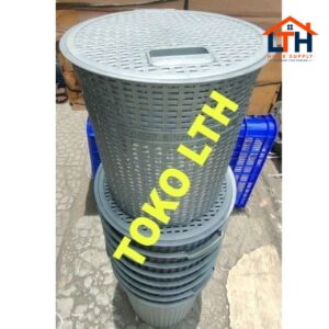 1-1354-1.jpg KERANJANG BAJU PAKAIAN KOTOR MOTIF ROTAN BULAT SILVER ABU LAUNDRY BASKET BAG WADAH KOTAK HAMPERS PARCEL