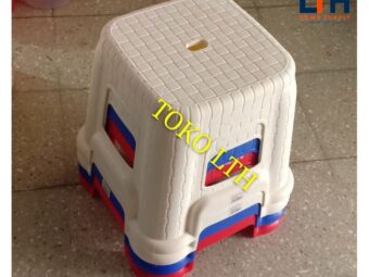KURSI BANGKU PENDEK SEGI G23 PLASTIK TANGGUNG SATIN LOW STOOL LION STAR G 23