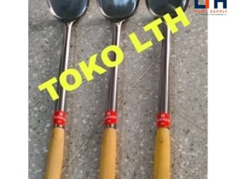 1-1508-1.jpg SUSUK PENGGORENGAN SUTIL SPATULA SODET GAGANG KAYU