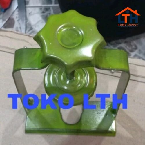 1-1517-1.jpg ALAT PENGAMAN REGULATOR GAS PENJEPIT PENGUNCI PENAHAN TABUNG GAS