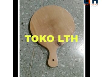 1-1543-1.jpg TALENAN KAYU BULAT GAGANG / ALAS TATAKAN PIZZA KECIL