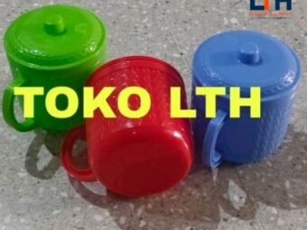1-1552-1.jpg MUG ULIR TUTUP CANGKIR GELAS GAGANG WARNA 12 CM WITASTAR PLASTIK