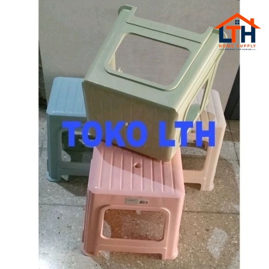 1-1762-1.jpg KURSI BANGKU PENDEK SEGI TANGGUNG JONGKOK PLASTIK JOJODOG DENGKLIK 634 REDHOUSE