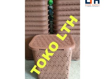 1-1854-1.jpg KERANJANG BAJU PAKAIAN KOTOR PLASTIK MOTIF ROTAN BUNGA LAUNDRY BAG HAMPER