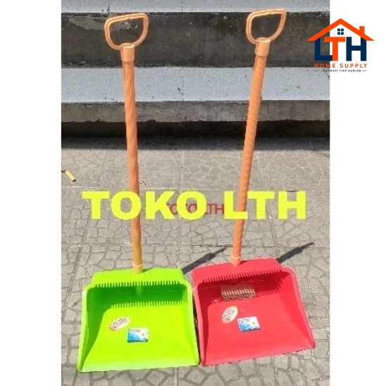 1-1855-1.jpg PENGKI SISIR GAGANG SERENA DUSTPAN 001 DP12 LION STAR DP 12 SEROKAN SAMPAH LS
