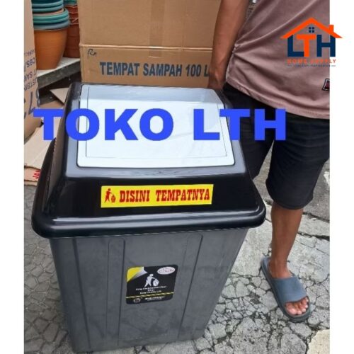 1-1888-1.jpg TEMPAT SAMPAH 100 LITER ABU SILVER TUTUP GOYANG TONG SAMPAH JUMBO BESAR 100 LITER MPW