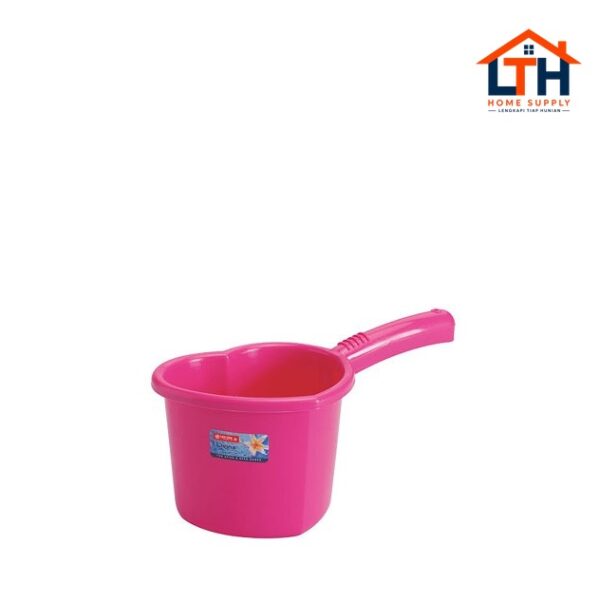 GAYUNG HATI 1.5 LITER| HEART SHAPED WATER SCOOPER -LION STAR HW-1