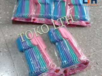 1-433-1.jpg SPATULA PLASTIK ISI 12 / SOLET KUE / SAPU KUE / SODET KUE / POLESAN