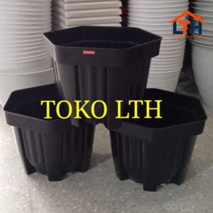 1-437-1.jpg POT SEGI ENAM HITAM 25 CM PLASTIK / POT BUNGA / POT TANAMAN PLASTIK