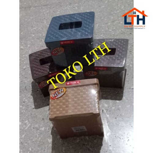 1-462-1.jpg TEMPAT TISSUE SEGI RATO LION STAR MOTIF ROTAN / KOTAK WADAH TISU