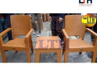 SET MEJA DAN KURSI SENDER TAMAN TERAS NAPOLLY ROTAN ( 2 BANGKU 1 MEJA)