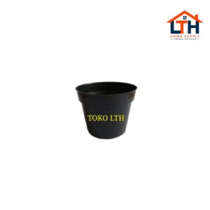 Pot Polos Plastik 8cm-Hitam