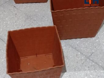 POT SEGI PLASTIK  MOTIF ROTAN CJP 35 cm