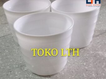 1-633-1.jpg POT BUNGA MADO 32 PUTIH / POT TANAMAN PLASTIK