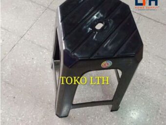KURSI PLASTIK / BANGKU BASO BAKSO SEGI KOMET STAR HITAM