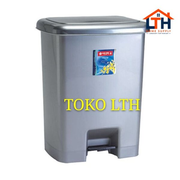TEMPAT SAMPAH INJAK SEGI  25 LITER LION STAR C32 / KOTAK WADAH SAMPAH