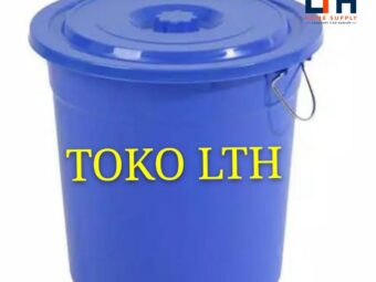 1-857-1.jpg EMBER PLASTIK 50 LITER TUTUP GAGANG KAWAT KOMET STAR TONG AIR 50L
