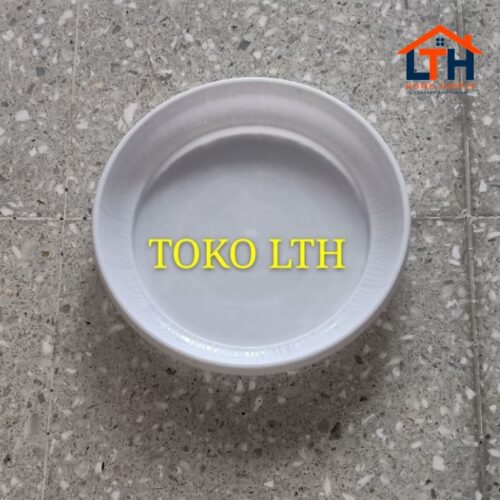 1-882-1.jpg TATAKAN POT BUNGA 20 CM PUTIH / ALAS POT TANAMAN 20 CM PUTIH PLASTIK