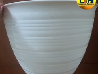 POT TAWON 25 PUTIH / POT BUNGA / POT TANAMAN PUTIH PLASTIK