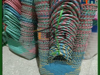 1-913-1.jpg TAS ANYAMAN PLASTIK KECIL / TAS PASAR / KANTONG BELANJA / KERANJANG