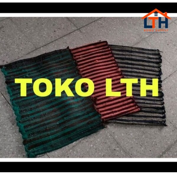 2-1071-1.jpg KESET KAKI LANTAI ANYAM ANYAMAN RAJUT TENUN SALUR RANDOM