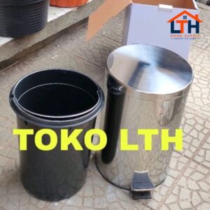 2-1102-1.jpg Tempat Tong Sampah Injak Stainless 20L - Subron