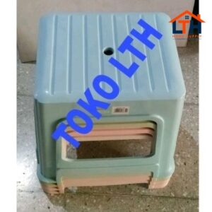 2-1215-1.jpg KURSI BANGKU PENDEK SEGI TANGGUNG JONGKOK PLASTIK JOJODOG DENGKLIK 634 REDHOUSE