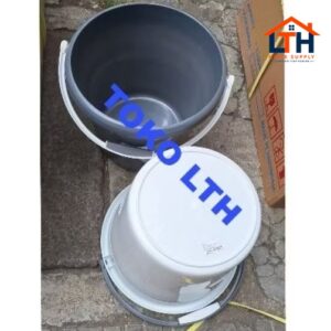 2-1325-1.jpg EMBER GAGANG PLASTIK 4 GALON 17 LITER NERIGIO 1411 CASA HAWAII BASKOM TINGGI