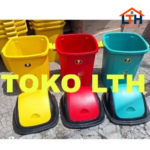 2-1335-1.jpg TEMPAT SAMPAH 50 LITER TUTUP SPARTA SEMAR TAIWAN TONG WADAH SAMPAH 50 LTR