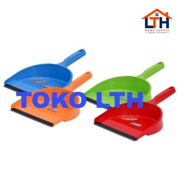 2-1364-1.jpg PENGKI GAGANG PENDEK KLINA BP7 LION STAR BP-7 DUSTPAN SEROKAN SEKOP TANGAN