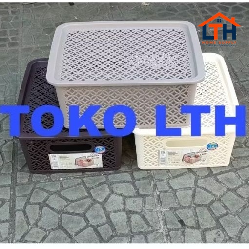 2-1398-1.jpg SOFIA 3311 KERANJANG BOX KOTAK WADAH TUTUP SERBAGUNA PARCEL GREEN LEAF MEDIUM