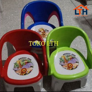 2-243-1.jpg BANGKU ANAK / KURSI ANAK SENDERAN