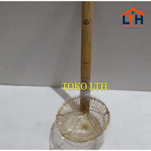 2-493-1.jpg SARINGAN MIE AYAM 6" / SEROK MIE KUNINGAN 6"