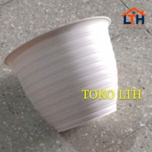 2-587-1.jpg POT TAWON 30 PUTIH / POT BUNGA / POT TANAMAN PUTIH PLASTIK