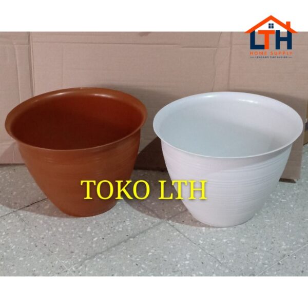 POT TAWON MADU 40 COKLAT / POT BUNGA / POT TANAMAN PLASTIK
