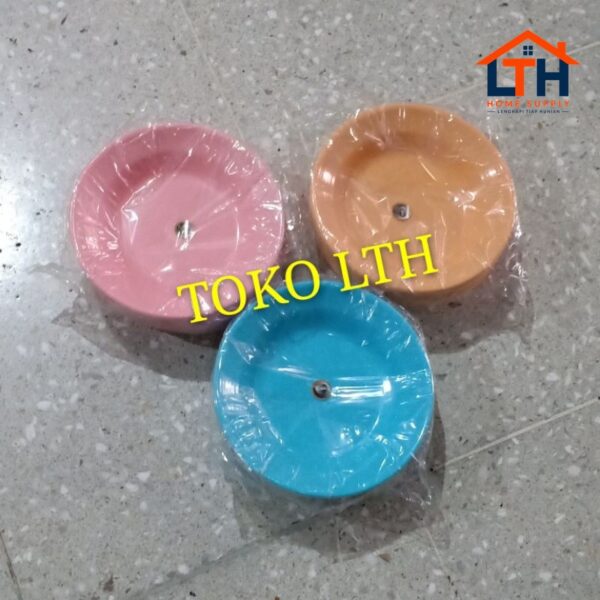 2-719-1.jpg PER 6 PCS PIRING PLASTIK WARNA 7" CEKUNG 16 CM / PISIN ALAS TATAKAN