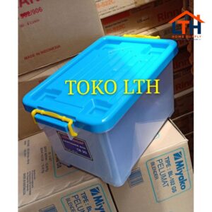 2-742-1.jpg CONTAINER BOX 30 LITER MULTICLUB CB30 KOTAK BOX PENYIMPANAN SERBAGUNA RODA CB 30 MULTI CLUB