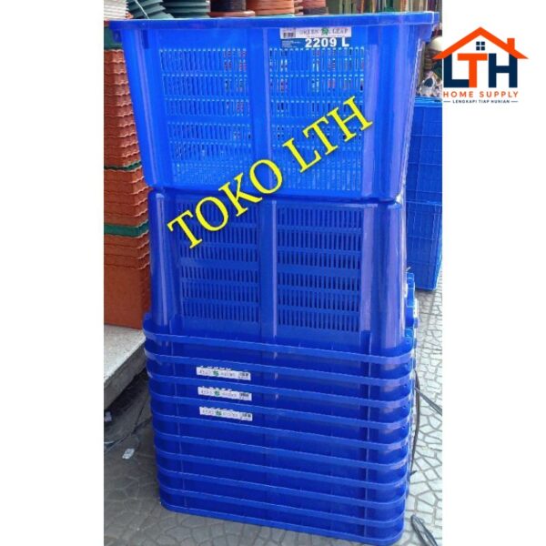 2-750-1.jpg CONTAINER KERANJANG INDUSTRI SERBAGUNA 2209L GREEN LEAF 2209 L KRAT LUBANG
