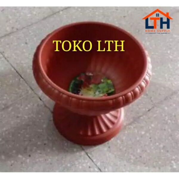 Pot Bunga Piala Kaki Pendek  Tiara Pot 112 FP18  - Lion Star